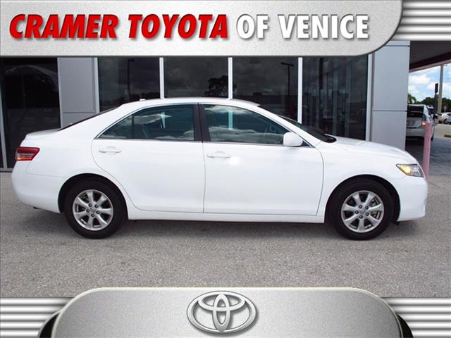 2011 Toyota Camry Crown