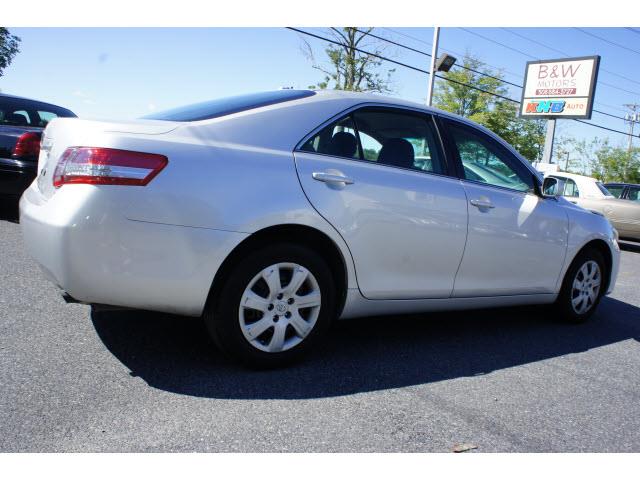 2011 Toyota Camry X
