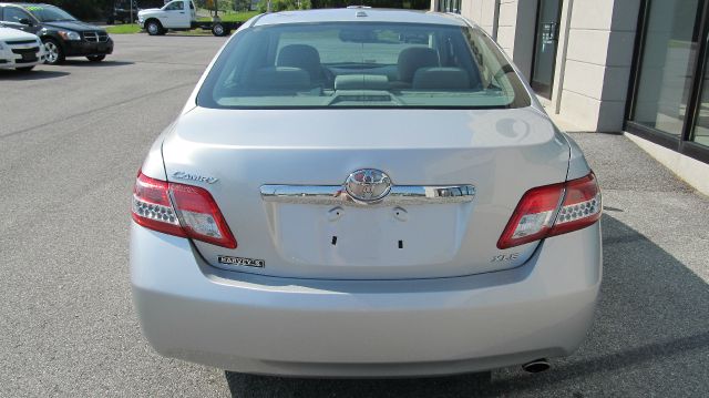 2011 Toyota Camry 5dr Hatchback Automatic