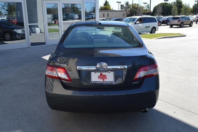 2011 Toyota Camry SEL Sport Utility 4D