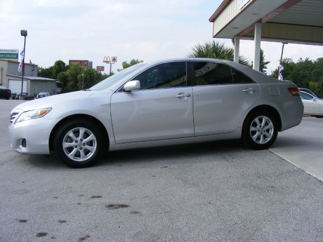 2011 Toyota Camry 5dr Hatchback Automatic