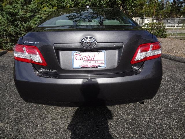 2011 Toyota Camry 4dr GLS FWD 3.5L Auto