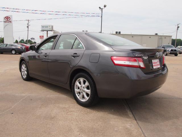 2011 Toyota Camry X