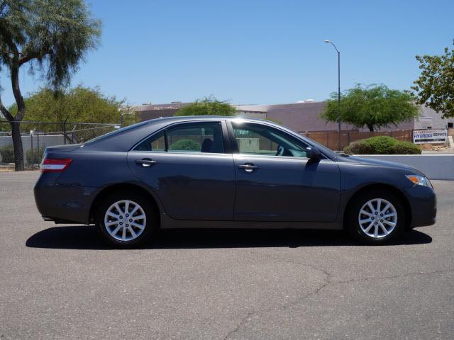 2011 Toyota Camry 4WD Supercrew