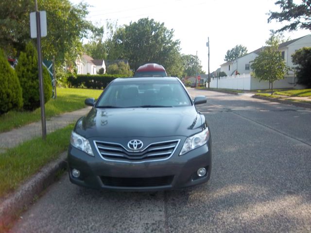 2011 Toyota Camry SEL Sport Utility 4D