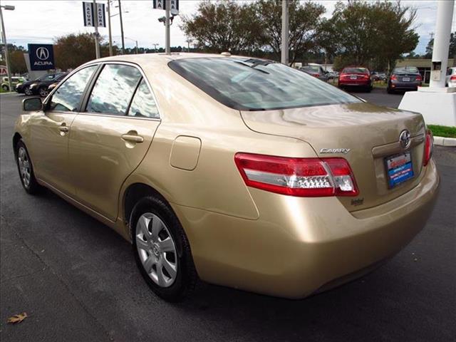 2011 Toyota Camry Crown