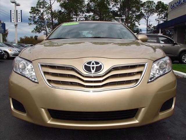 2011 Toyota Camry Crown