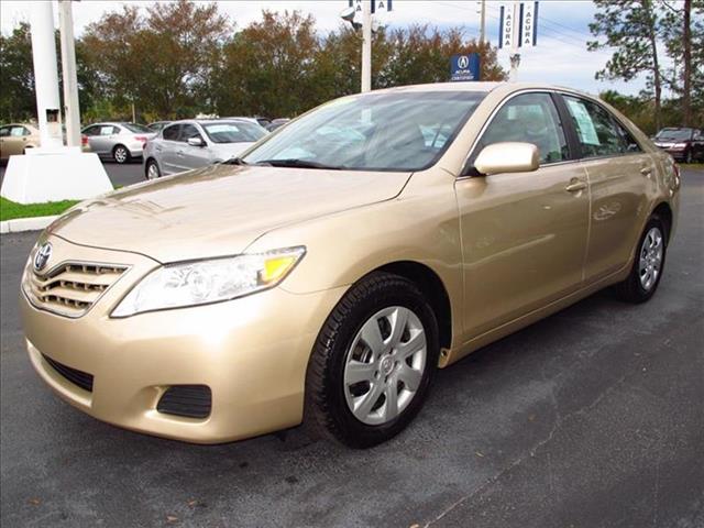 2011 Toyota Camry Crown