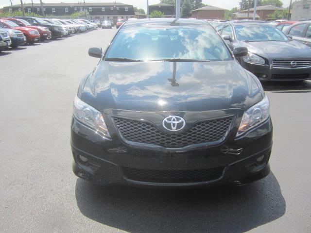 2011 Toyota Camry 2WD Eddie Bauer Super Clean