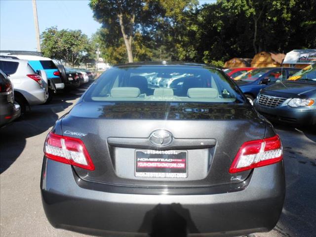 2011 Toyota Camry 4dr GLS FWD 3.5L Auto