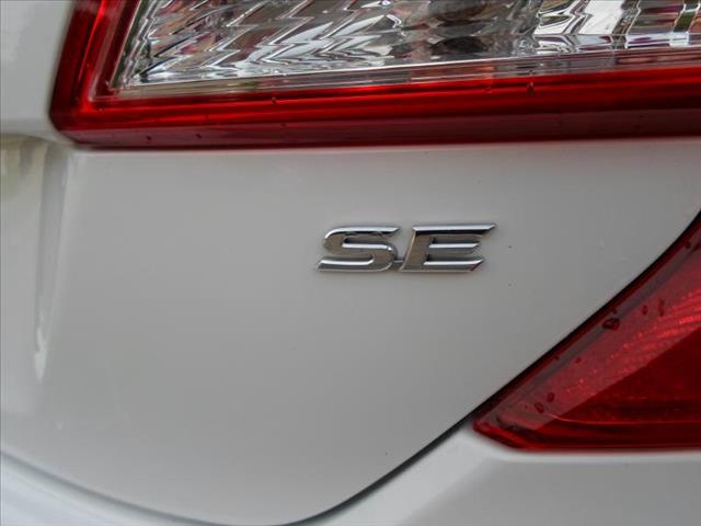 2012 Toyota Camry 4dr Sdn LS Manual