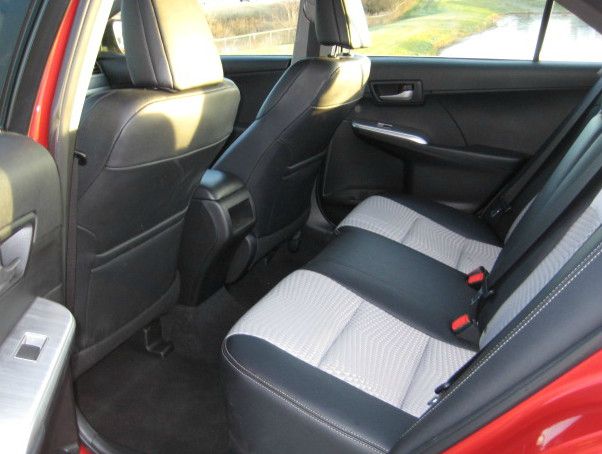 2012 Toyota Camry SE