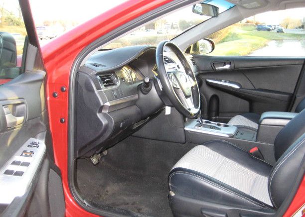 2012 Toyota Camry SE