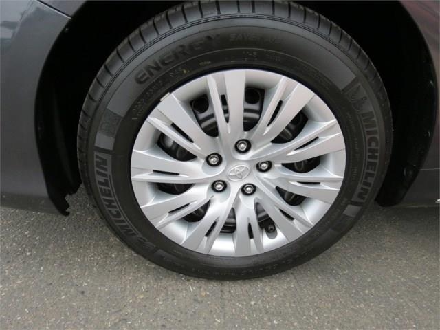 2012 Toyota Camry 4WD Supercrew