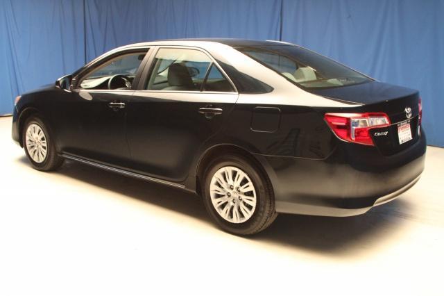 2013 Toyota Camry 4WD Supercrew