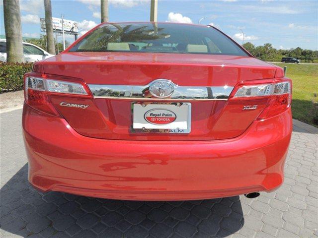 2013 Toyota Camry XLT Extended Cab Pickup 4WD