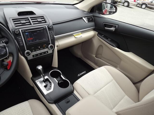 2013 Toyota Camry 4WD Supercrew