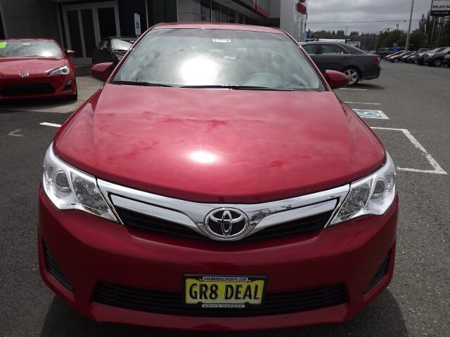2013 Toyota Camry 4WD Supercrew
