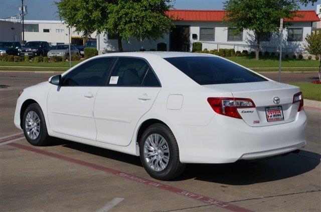 2013 Toyota Camry ESi