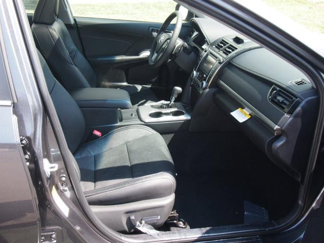 2013 Toyota Camry Unknown