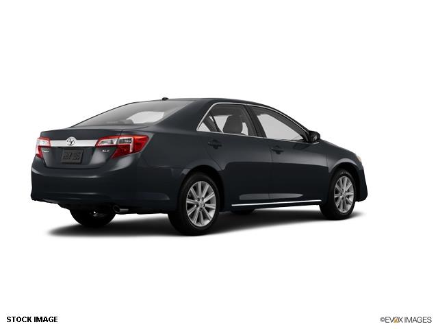 2014 Toyota Camry SEL Sport Utility 4D