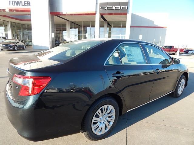 2014 Toyota Camry Unknown