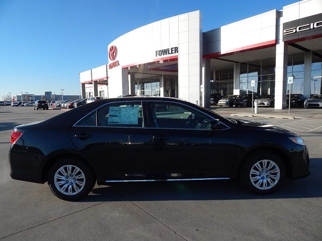 2014 Toyota Camry Unknown