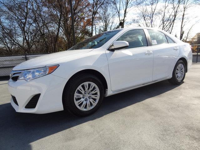 2014 Toyota Camry 4dr GLS FWD 3.5L Auto
