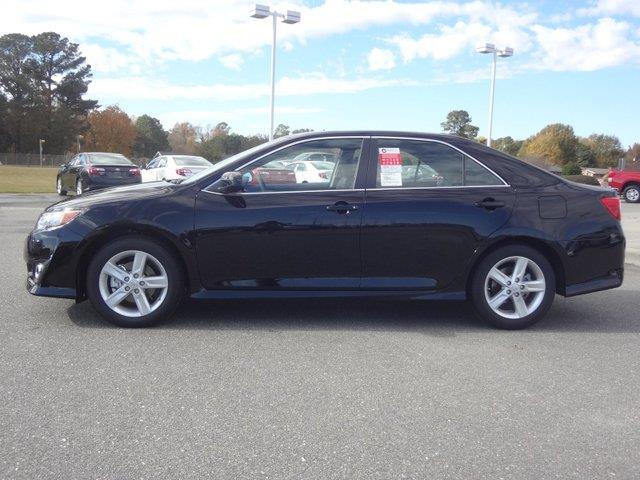2014 Toyota Camry Crown