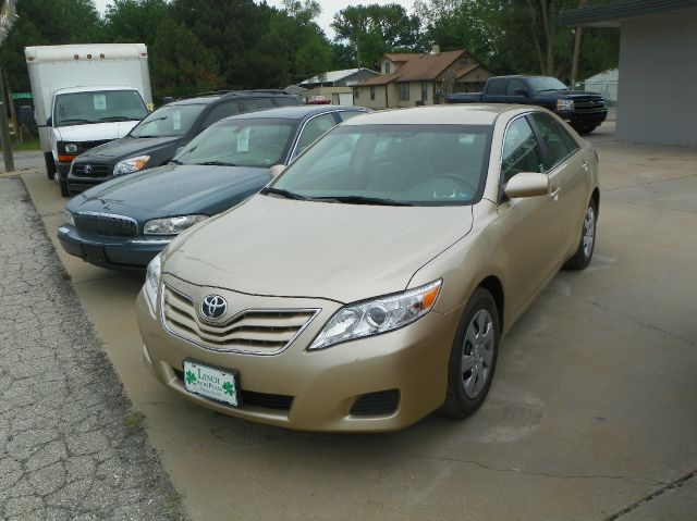 2011 Toyota Camry LE 4 DR Xtracab V6 Manual