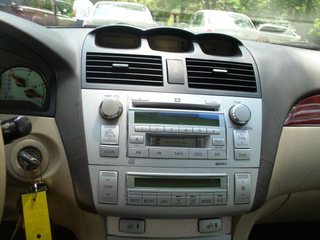 2004 Toyota Camry Solara 45