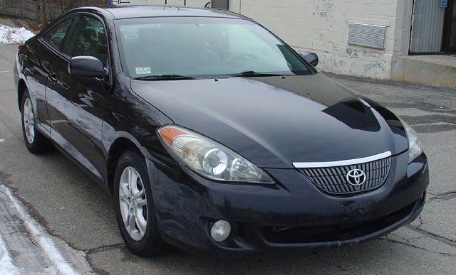 2004 Toyota Camry Solara SE