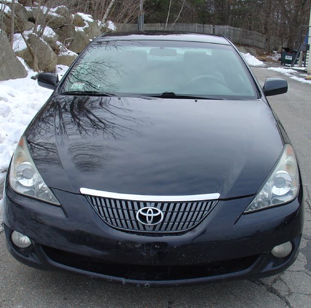 2004 Toyota Camry Solara SE