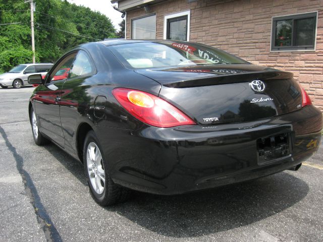 2004 Toyota Camry Solara SE