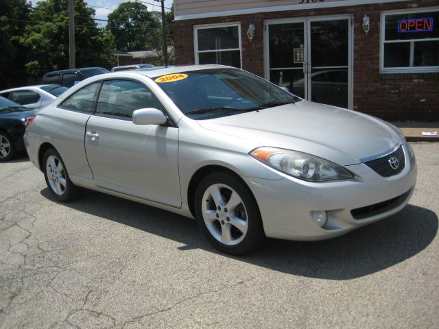 2004 Toyota Camry Solara SE
