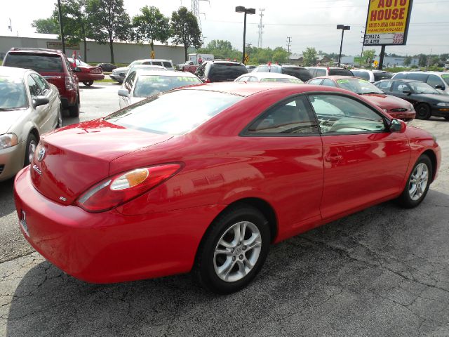 2004 Toyota Camry Solara SE