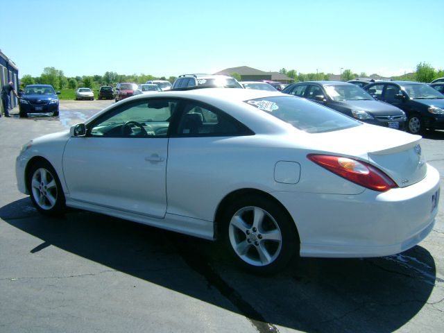 2004 Toyota Camry Solara SE