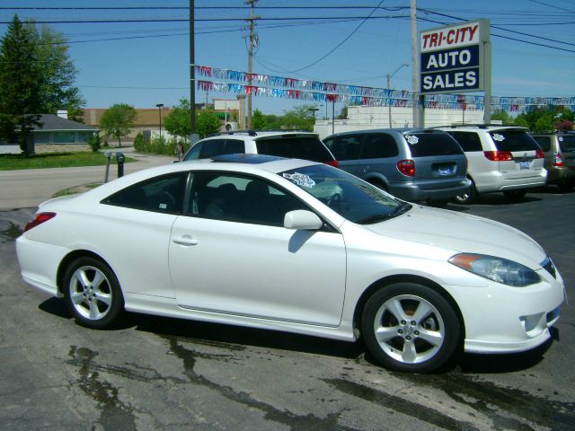 2004 Toyota Camry Solara SE