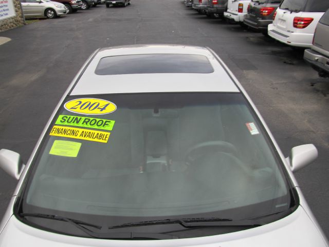 2004 Toyota Camry Solara SE