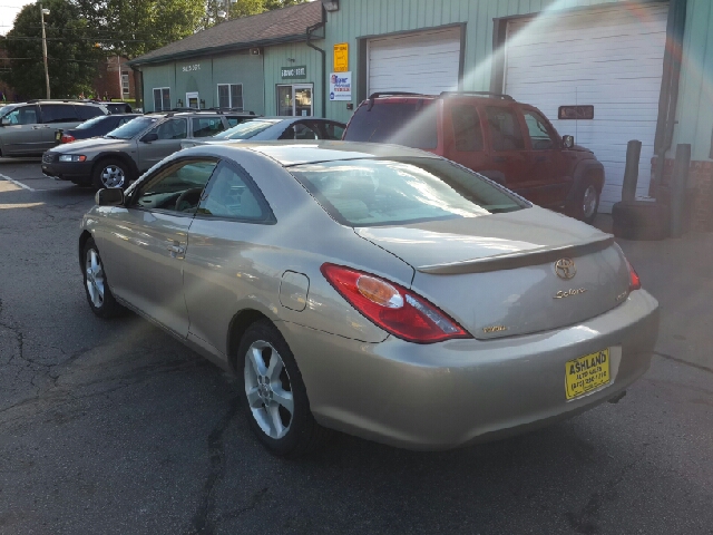 2004 Toyota Camry Solara SE