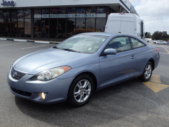 2005 Toyota Camry Solara SE