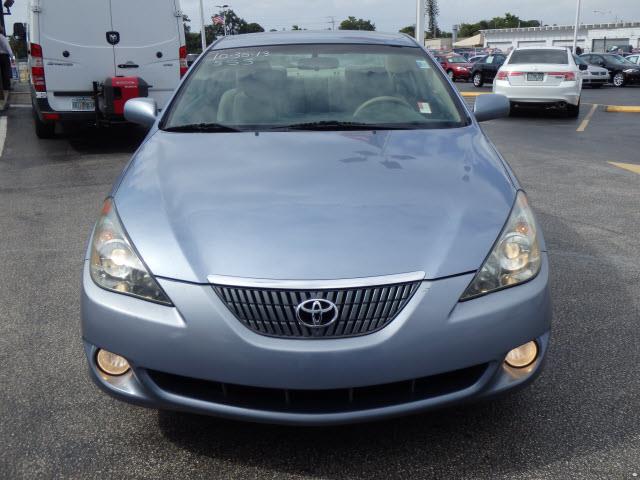 2005 Toyota Camry Solara SE