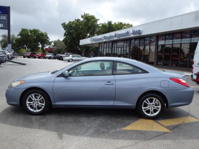 2005 Toyota Camry Solara SE