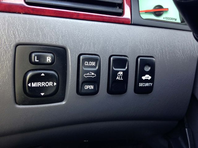 2005 Toyota Camry Solara 4WD Crew Cab 153 LTZ