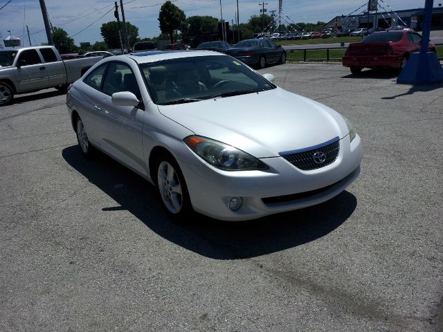 2005 Toyota Camry Solara SE
