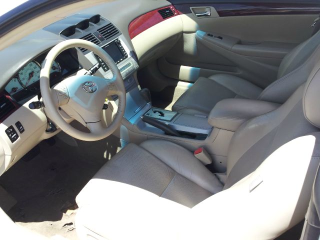 2005 Toyota Camry Solara SE
