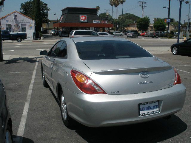 2005 Toyota Camry Solara SE