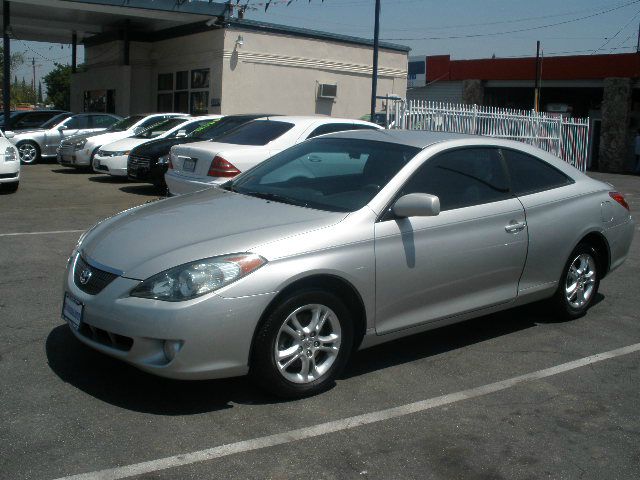 2005 Toyota Camry Solara SE