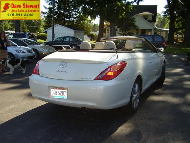 2005 Toyota Camry Solara 45