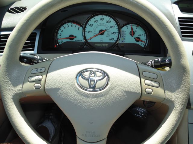 2006 Toyota Camry Solara SE